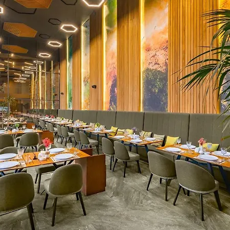 The Norm Collection Door'a Bodrum Torba