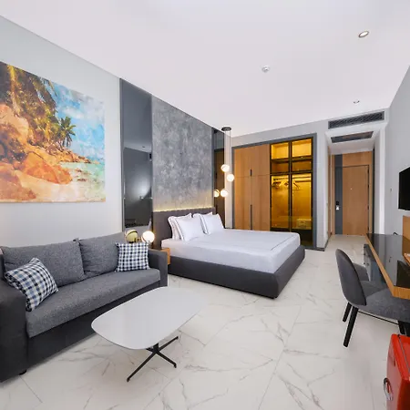 The Norm Collection Door'a Bodrum Torba