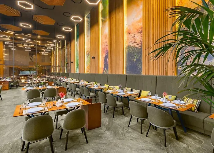 The Norm Collection Door'a Bodrum Torba