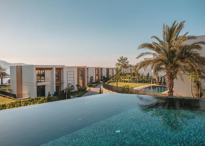 The Norm Collection Door'a Bodrum Torba