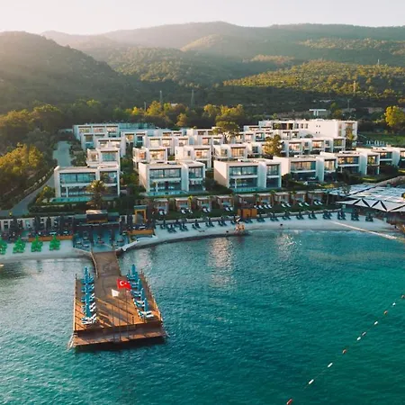 The Norm Collection Door'a Bodrum 토르바