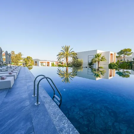 The Norm Collection Door'a Bodrum Отель 5*