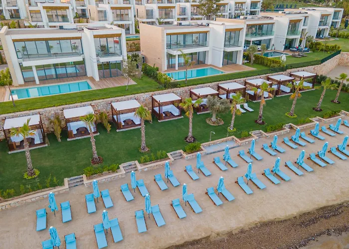 The Norm Collection Door'a Bodrum Otel